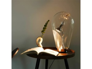 چراغ مطالعه و رومیزی فانتزی و مگنتی مدل lodes blow magnetic dimming reading lamp