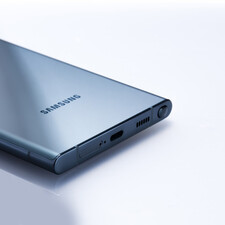 گوشی موبایل سامسونگ مدل Galaxy S22 Ultra 5G دو سیم کارت ظرفیت 256 گیگابایت و رم 12 گیگابایت نسخه اسنپدراگون - ویتنام