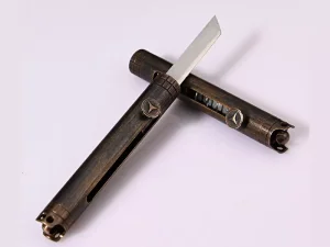 چاقو آنباکسینگ برنجی قابل آویز از دسته کلید Brass mini chain knife portable sharp self-defense