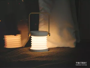 چراغ رومیزی قابل شارژ چندکاره تاشو Creative folding lantern lamp rechargeable