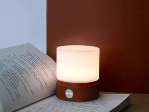 چراغ خواب رومیزی شارژی HBK cylindrical lamp rechargeable night LED desk lamp HBKYZD-01
