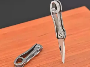 چاقو آنباکسینگ تاشو تیتانیومی قابل آویز از دسته کلید mini knife sharp carry-on keychain pendant unboxing